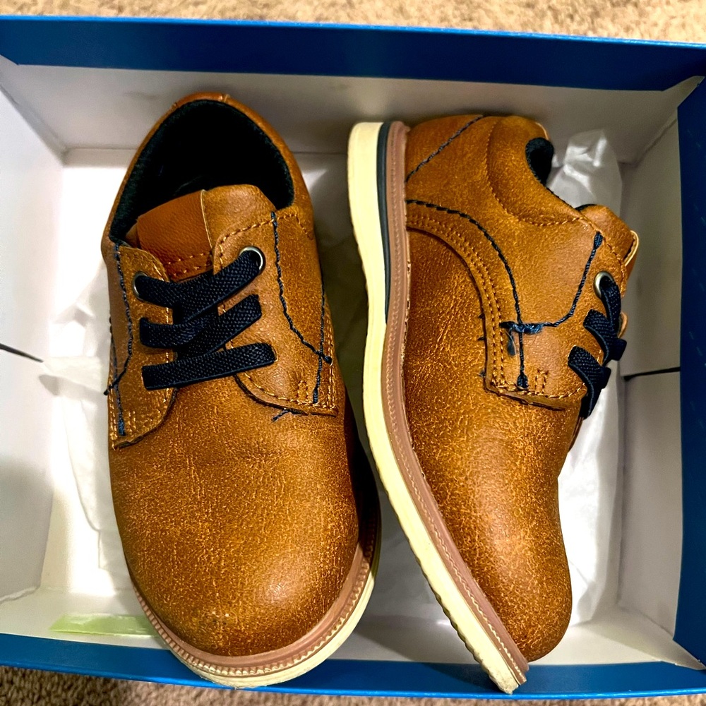 Toddler 9 brown dress/photo shoe. Max+Jake